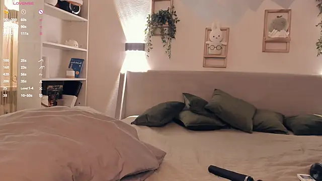 EvaSolisv 现场XXX聊天