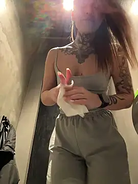 Czat XXX na żywo – KishaMur