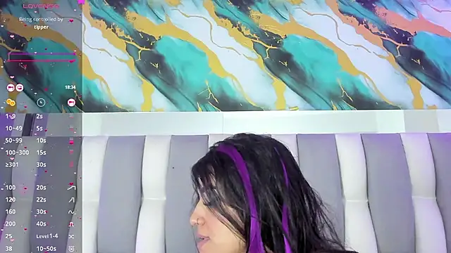 IsaDiiaz Chat XXX in diretta