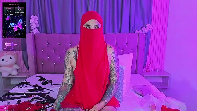 Nayla-Mouna Show Webcam