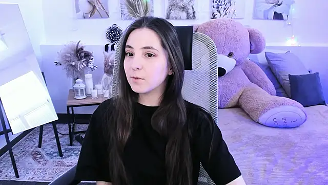 Chat +18 de VirtuallVoyant ao vivo