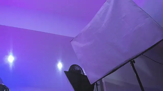 Emma_Hearts Chat XXX live