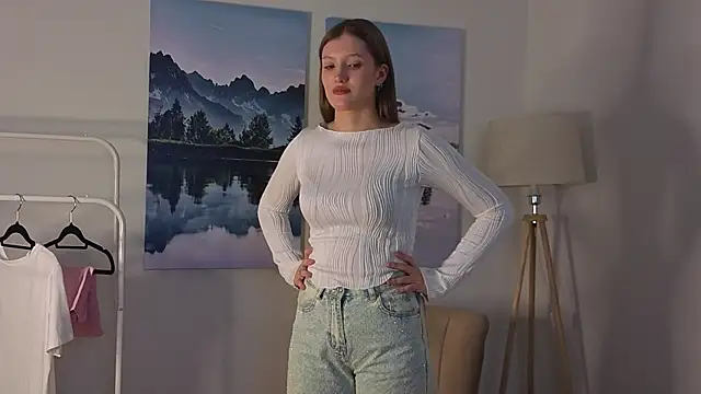 Chat +18 de LeonorQuintana ao vivo