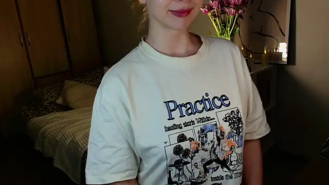 Chat XXX en directo de mynameloveeeeee