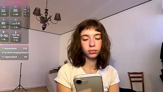 DeltaNorwoode's Live XXX Chat