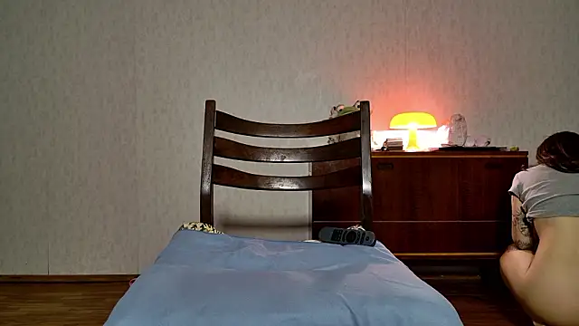 Chat +18 de MadeInParadise ao vivo