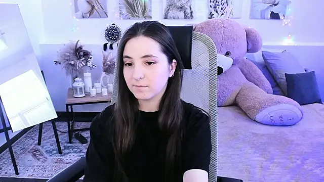 VirtuallVoyant's Live XXX Chat