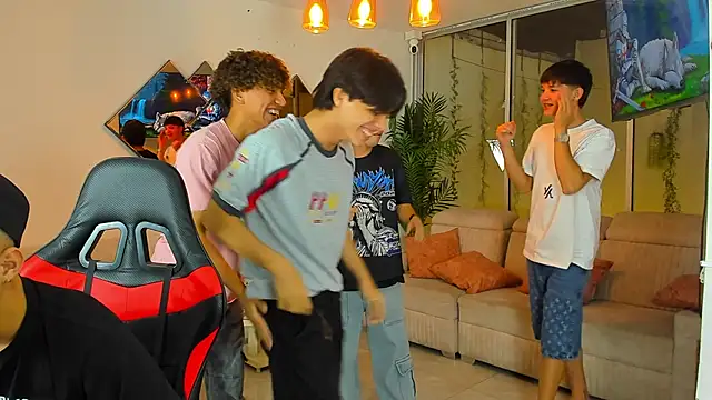 Houseofwarrios: онлайн-секс-чат