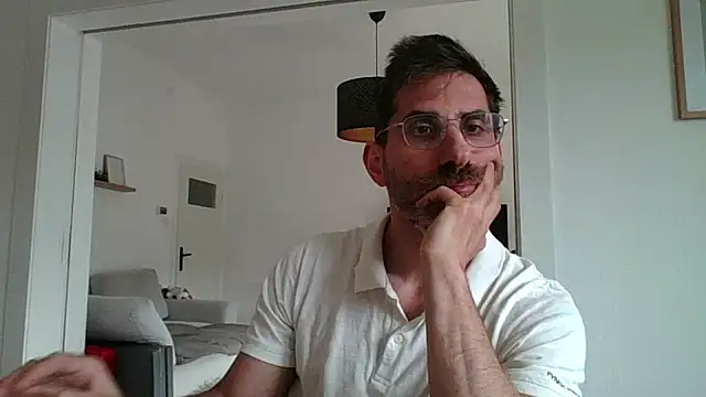 alcatraz009 Adlı Modelin Canlı XXX Sohbeti