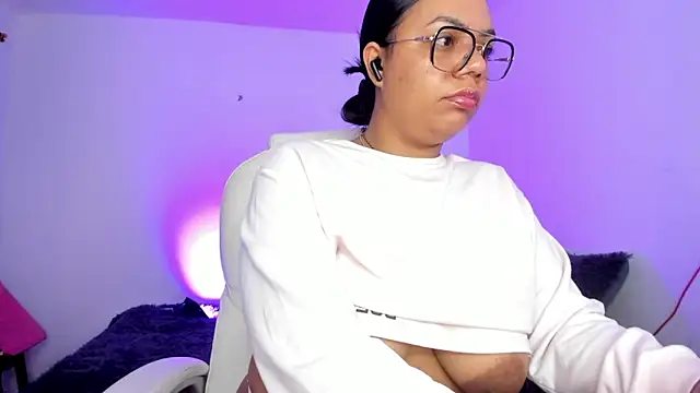 Chat XXX Live ashanty_b5