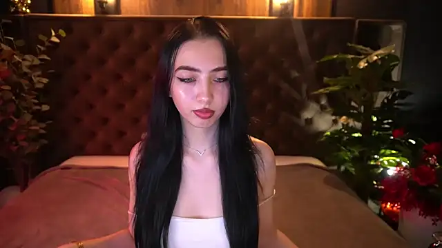 WildKittenX_のライブXXXチャット