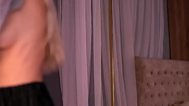 AwaLynchのライブXXXチャット