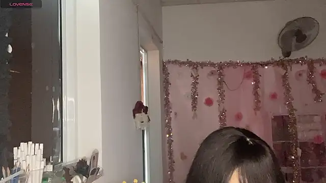 دردشة Tieu-May الجنسية المباشرة