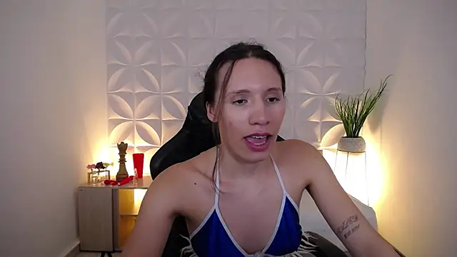 valeryn__rosse Adlı Modelin Canlı XXX Sohbeti