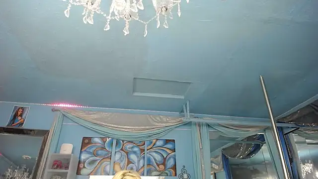 دردشة ADRIANNA_FOX الجنسية المباشرة