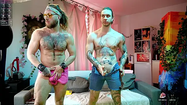 rusbigpaul's Live XXX Chat