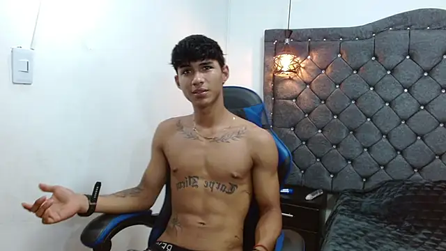 luka_big18のウェブカメラショー