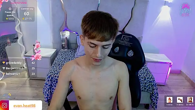 EVAN_TAY Adlı Modelin Web Kamerası Şovu