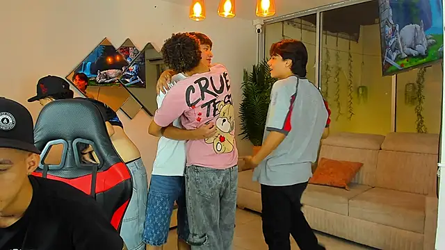 دردشة Houseofwarrios الجنسية المباشرة