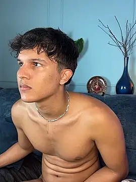Leo_Savage_ Chat XXX in diretta