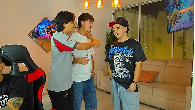 แชท XXX สดของ Houseofwarrios