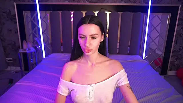 Snow_WhiteeeX's Live XXX Chat