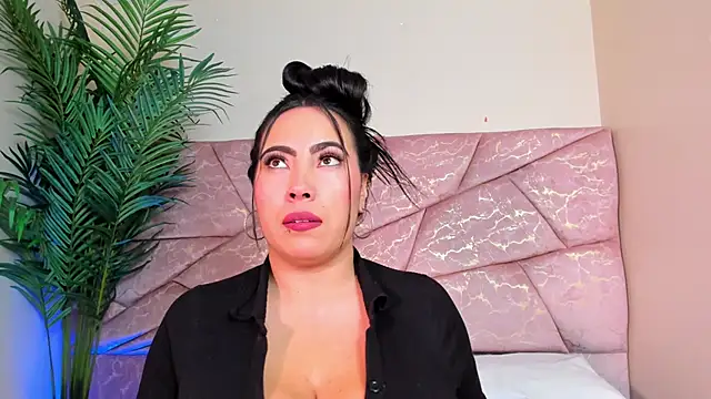 yayis_Betancur's Live XXX Chat