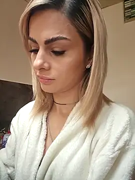 TiffanyMaze Live XXX Chat