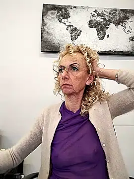 clarabell4 라이브 XXX 채팅