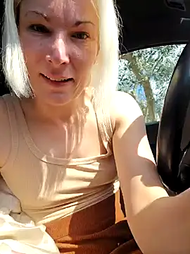 Chat XXX ao vivo de Sunny-Sin