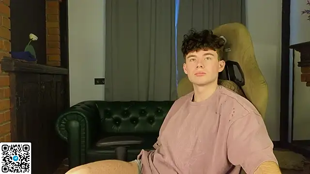 Cute_Mike Pertunjukan Webcam