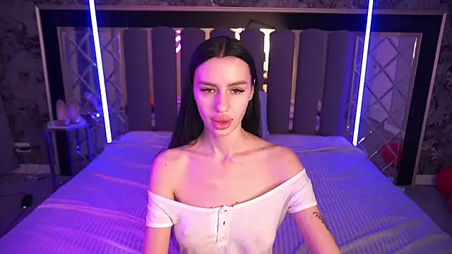 Snow_WhiteeeX: онлайн-секс-чат