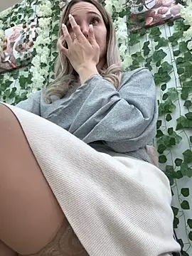 -HollyWay- 라이브 XXX 채팅