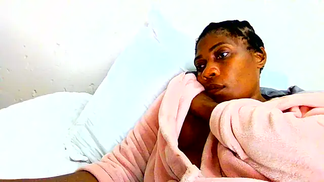 دردشة TALLnBEAUTY الجنسية المباشرة