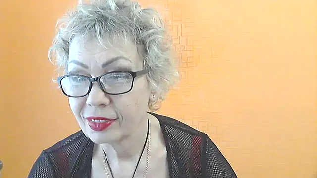 NessyJenixs – Kamerová šou