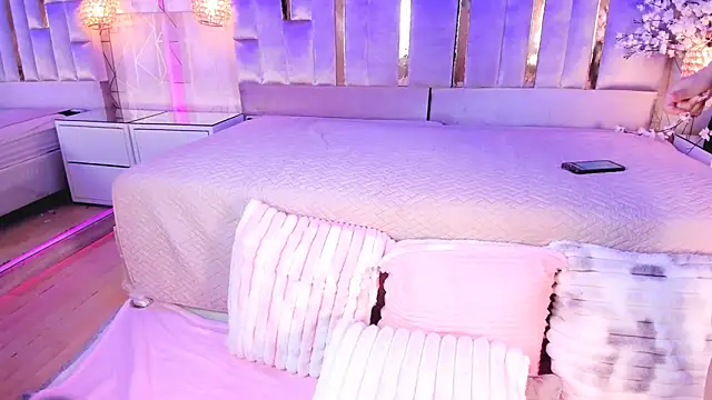 Chat +18 de Naomistart ao vivo