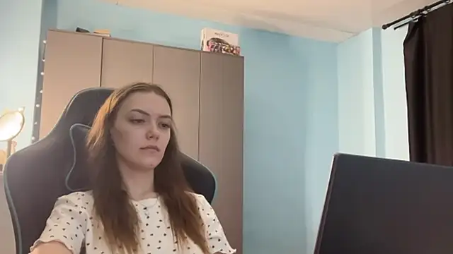 Chat +18 de AndreeMerryman ao vivo