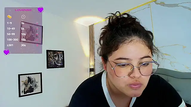 Nina_rouge77 现场XXX聊天