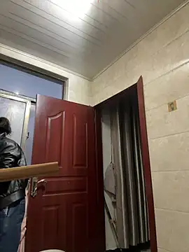 daaqnn Show in webcam