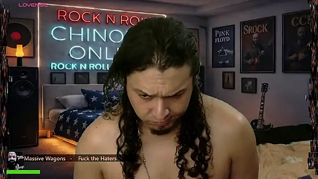 chino_roz Show in webcam