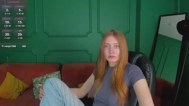 TinnyTiana 라이브 XXX 채팅