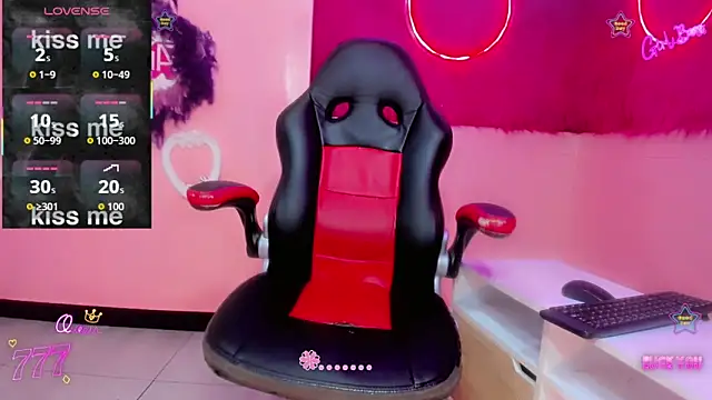 Valeria_Linares 现场XXX聊天