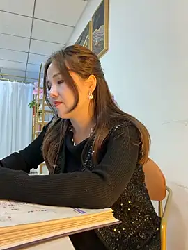 Efangfang 网络视讯表演