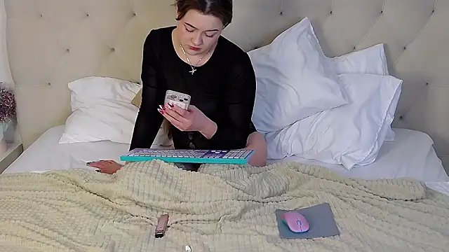 JulietaWilde 即時 XXX 聊天