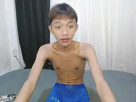 Show de Innocentfucker na webcam