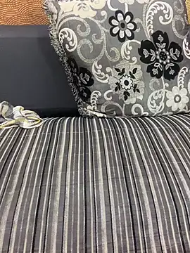 Iampriyaaa15 Show in webcam