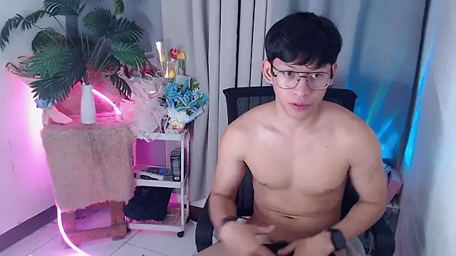 pinkcock_froi2305's Live XXX Chat