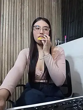 Valk_submissive 라이브 XXX 채팅