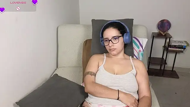 دردشة blue__moon_ الجنسية المباشرة