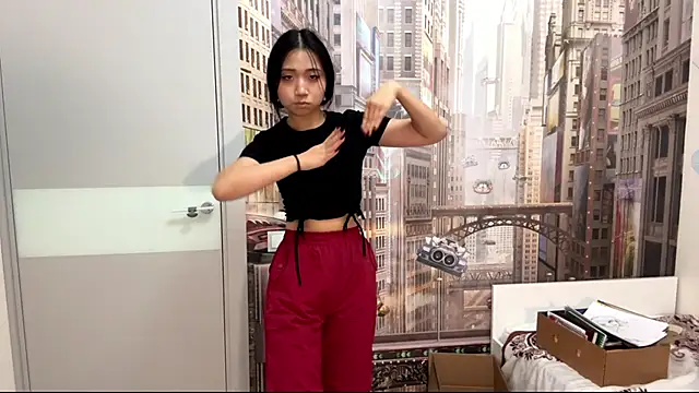 SweetMiaXO 网络视讯表演